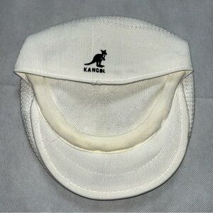 Kangol white knit flat cap ventair size small